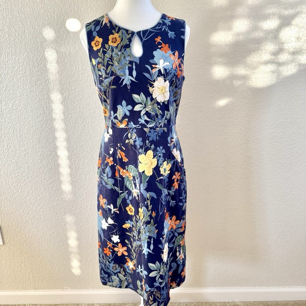 Lands End Sheath Athletic Dress Size 8 Blue Floral Garden Zip Back Keyhole Neck